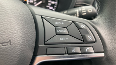 Nissan Juke 1.0 DiG-T 114 N-Connecta 5dr Petrol Hatchback